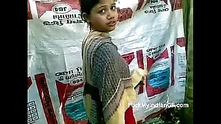 Amateur Indian Municipal Girlfriend Taking Shower Outdoor - FuckMyIndianGF.com